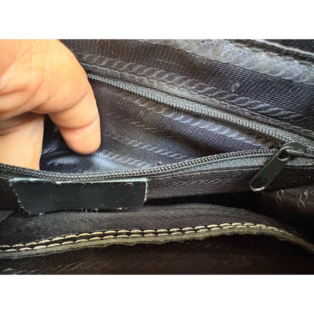 Black Croc Embossed Leather Shoulder Bag Chain Strap Triangle Logo - Picture 9 of 9